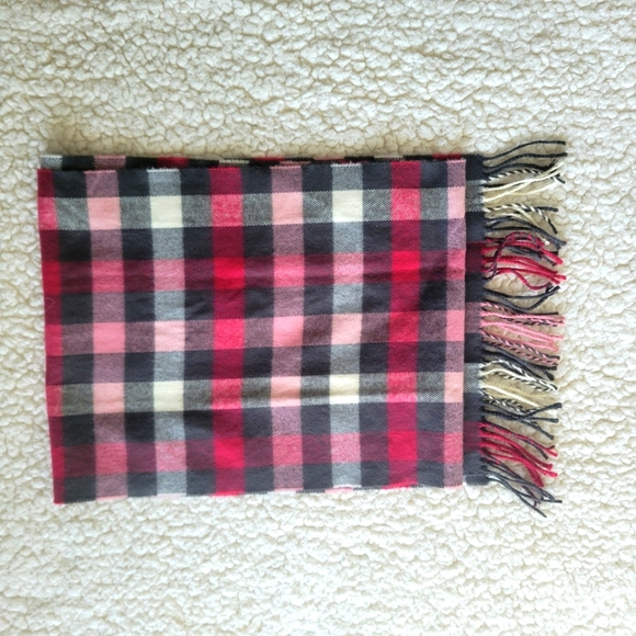 Red and Gray Plaid Thick Scarf - Picture 2 of 8